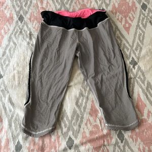 Black and white striped Lululemon cropped capris